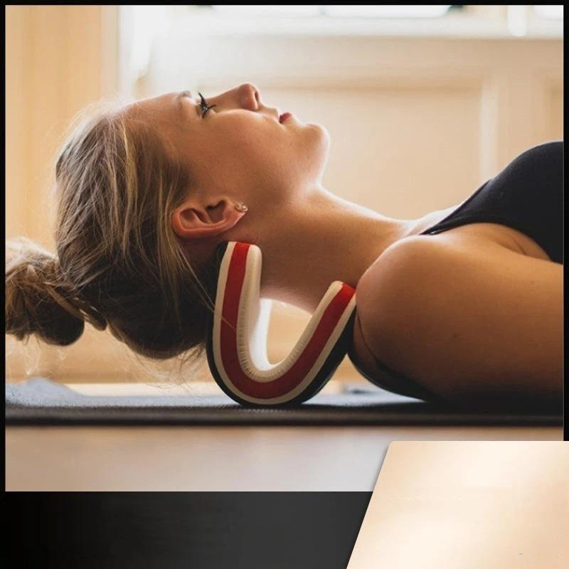 Poduszka do rozluźniania szyi  – Neck Traction Pillow recenzja i cena